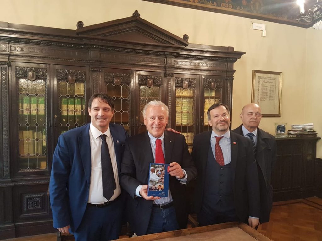 Partito Unione Cattolica - Siamo il Partito della FEDE per ridare FIDUCIA in un’Italia Nuova - Segretario Partito Ivano Tonoli Partiti Politici Italia